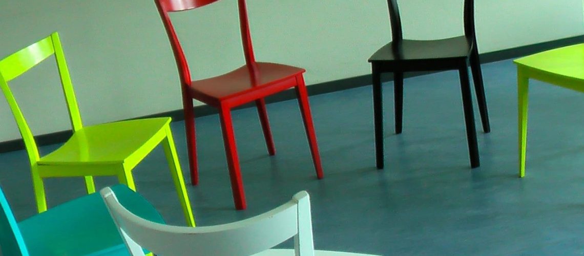 chairs-58475_1280